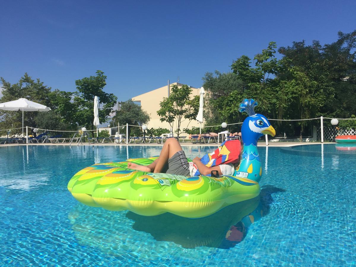 Vournelis Hotel لايميناس المظهر الخارجي الصورة